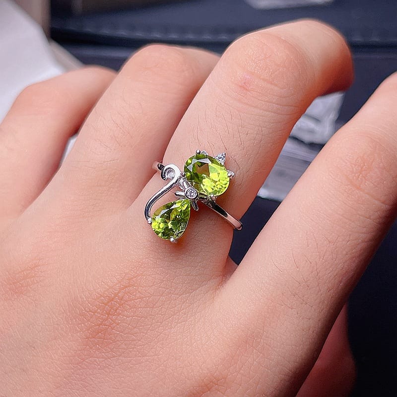 Natural olivine 925 silver inlaid natural olivine ring support identification one-piece delivery