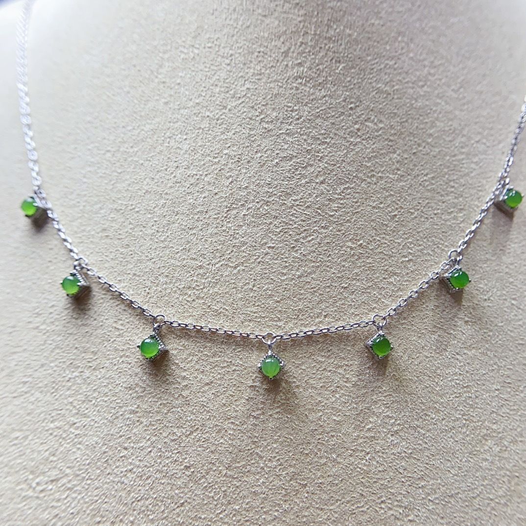 Factory wholesale explosions natural jasper necklace S925 silver inlaid main stone 4*4 selling Europe and the United States a generation