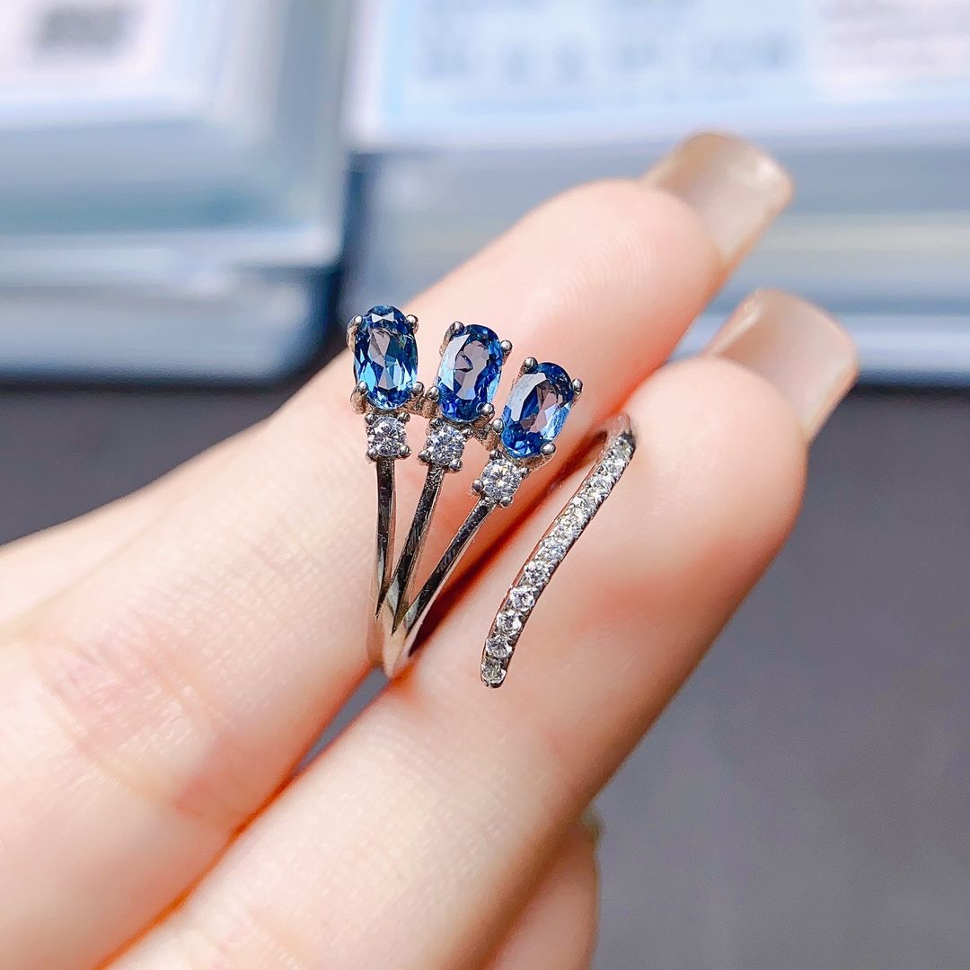 Factory wholesale explosions natural Topaz ring S925 silver inlaid main stone 3*5 selling Europe and the United States a generation of hair