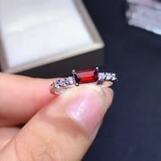 Clear inventory 925 silver inlaid natural garnet ring ladies ring adjustable