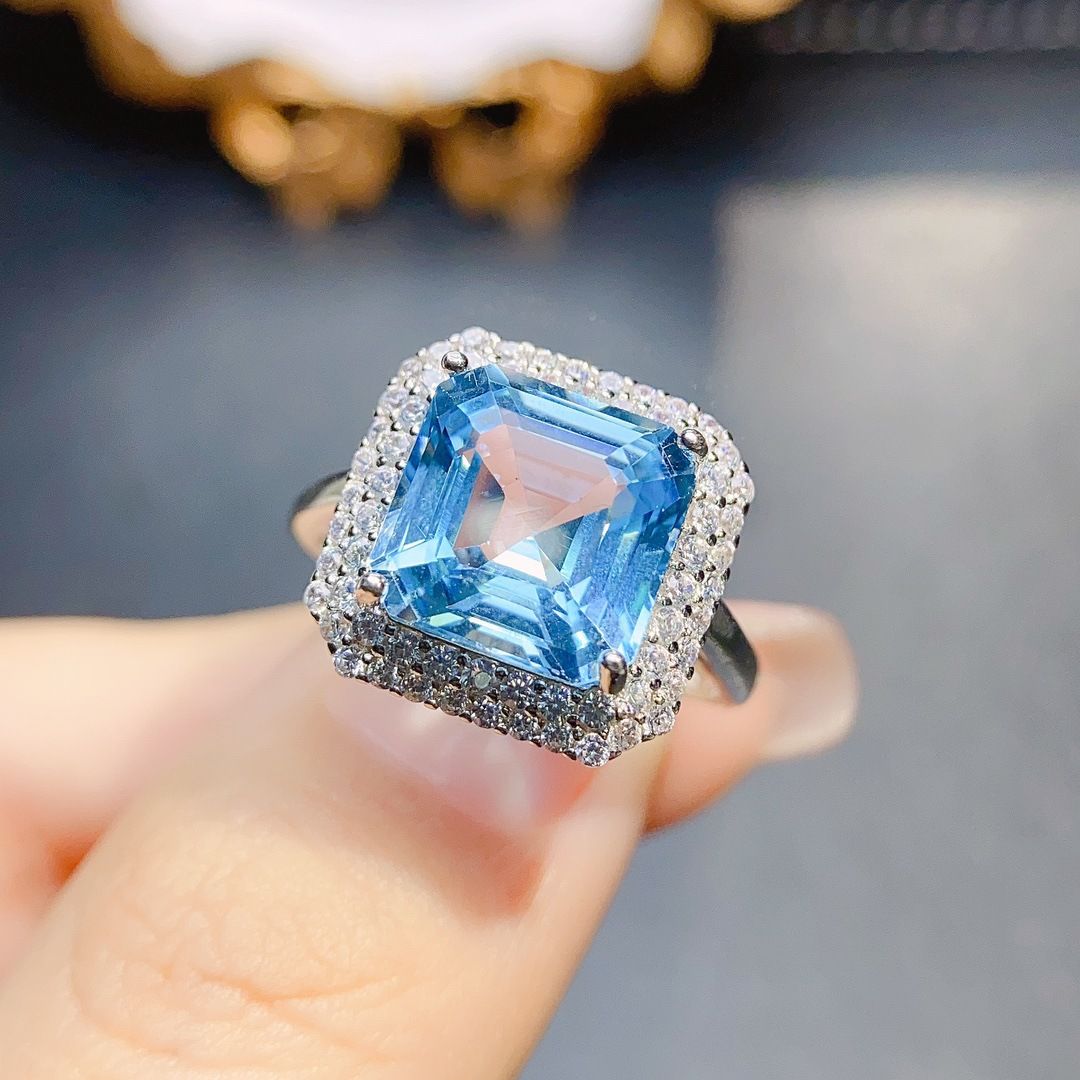 Factory wholesale explosions natural Topaz ring S925 silver inlaid main stone 10*10 selling Europe and the United States a generation