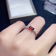 Clear inventory 925 silver inlaid natural garnet ring ladies ring adjustable