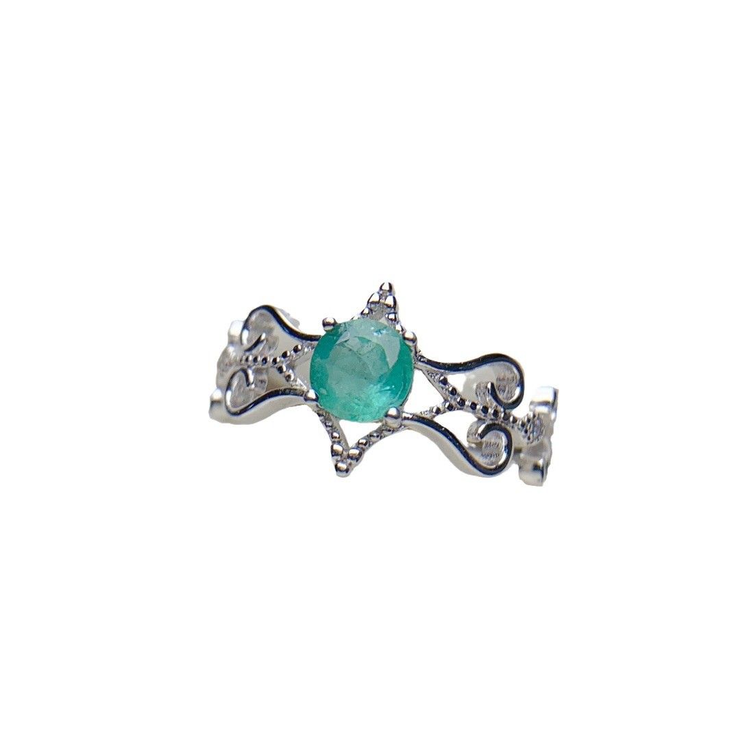 Factory wholesale explosions natural emerald ring S925 silver inlaid main stone 5*5 selling Europe and the United States a generation of hair