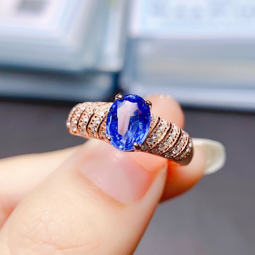 Factory wholesale explosions natural sapphire ring S925 silver inlaid with the main stone 6*8 selling Europe and the United States a generation of hair