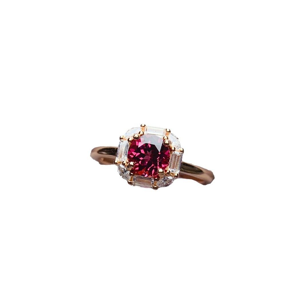 Factory wholesale explosions natural magnesium aluminum garnet ring S925 silver inlaid main stone 6*6 hot European and American generation