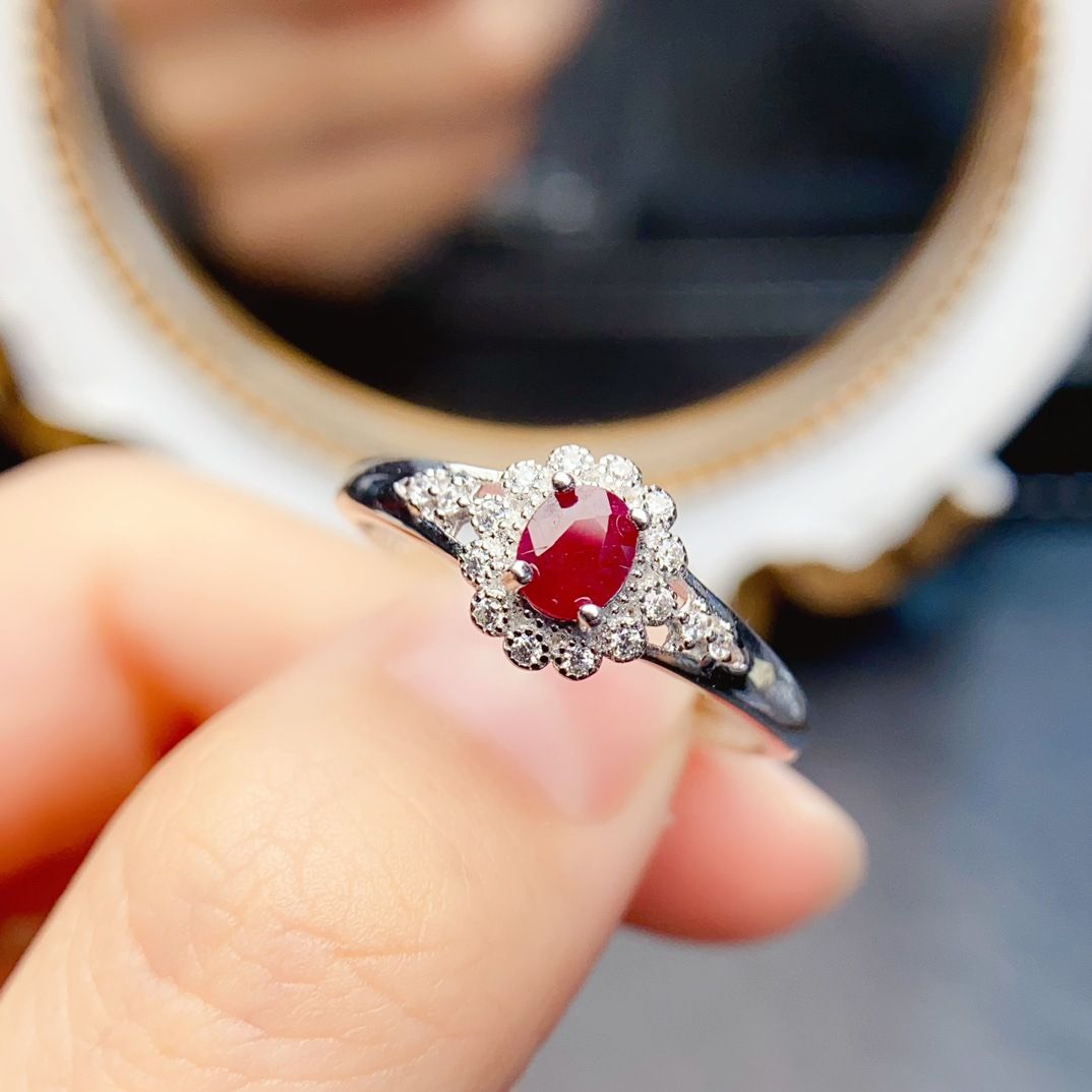 Factory Wholesale Popular Natural Ruby Ring S925 Silver Inlaid Main Stone 4*5 Hot Selling European and American Dropshipping