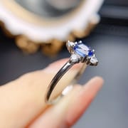Factory wholesale explosions natural sapphire ring S925 silver inlaid with the main stone 4*5 selling Europe and the United States a generation of hair