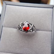 Factory wholesale explosions natural magnesium aluminum garnet ring S925 silver inlaid main stone 6*8 hot European and American generation hair