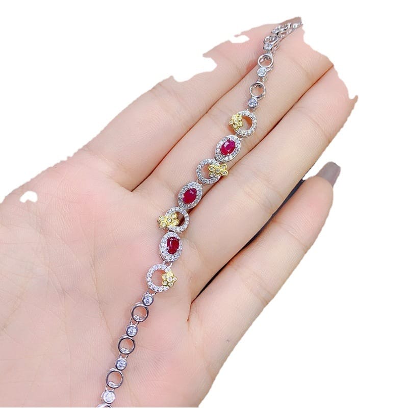 New Japanese and Korean small fresh bracelet checked natural ruby bracelet 925 silver inlaid bracelet