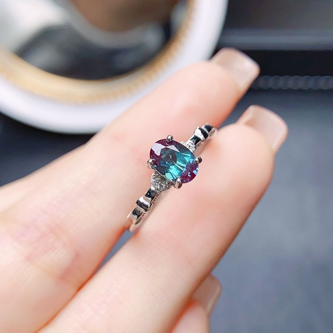 Factory wholesale explosion Alexander ring S925 silver inlaid main stone 5*7 hot European and American generation