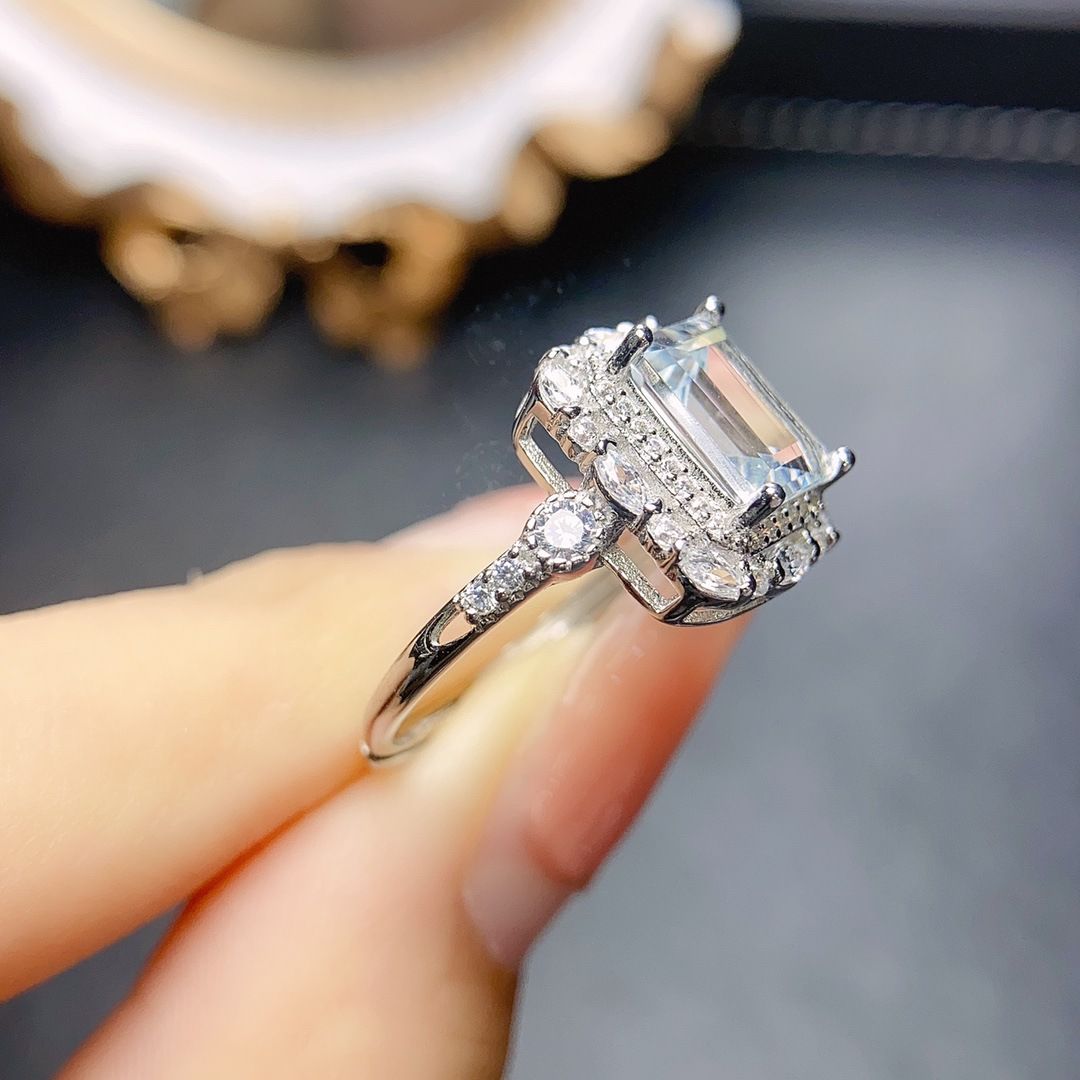 Factory wholesale explosions natural aquamarine ring S925 silver inlaid main stone 6*8 selling Europe and the United States a generation of hair