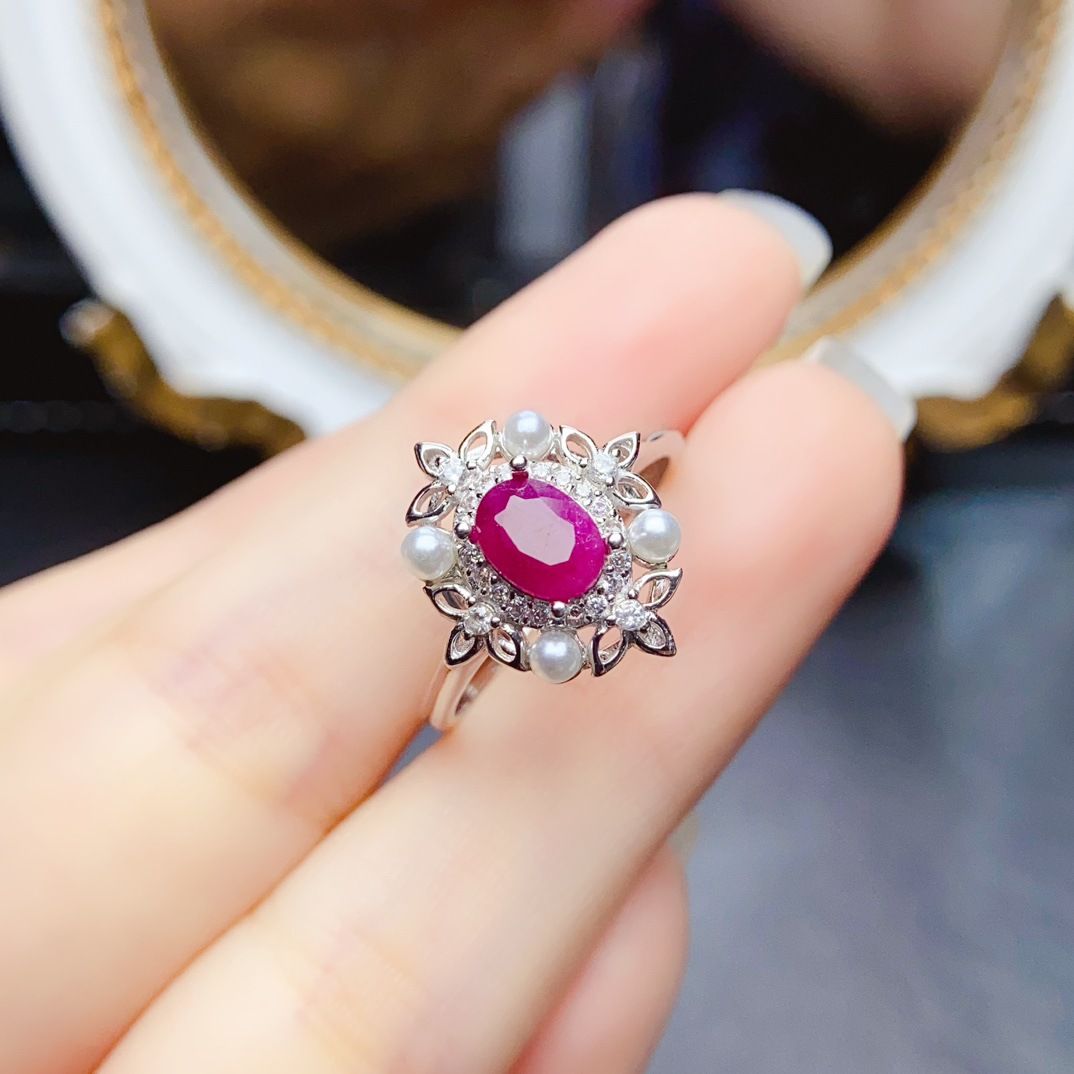 Factory wholesale explosions natural ruby ring S925 silver inlaid with the main stone 5*7 selling Europe and the United States a generation of hair