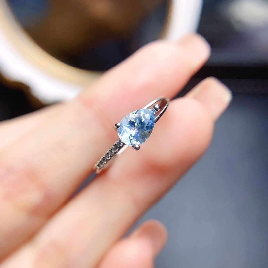 Factory wholesale explosions natural aquamarine ring S925 silver inlaid main stone 5*7 selling Europe and the United States a generation of hair