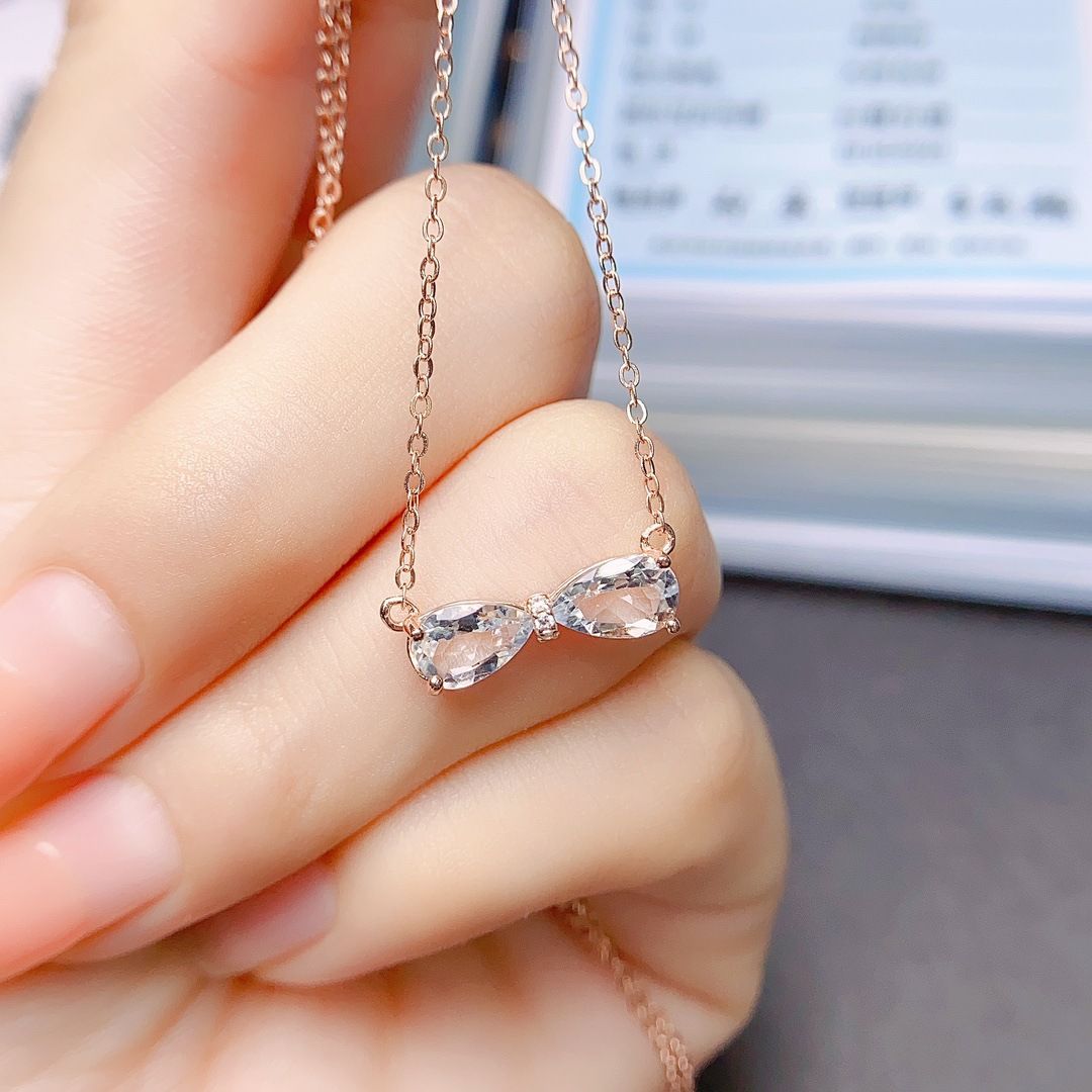 Factory wholesale explosions natural aquamarine necklace S925 silver inlaid main stone 5*8 hot Europe and the United States a generation of hair