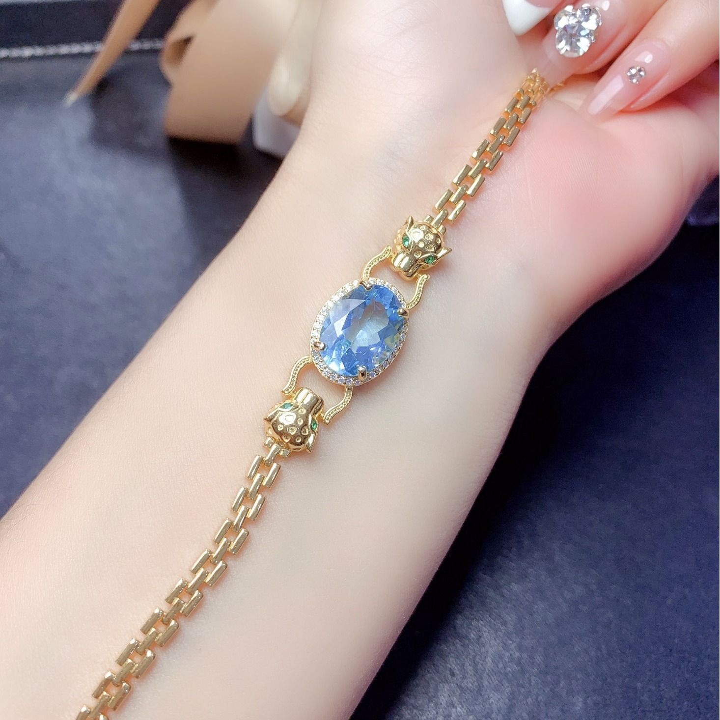 Factory wholesale explosions natural Topaz bracelet S925 silver inlaid main stone 10*14 selling Europe and the United States a generation