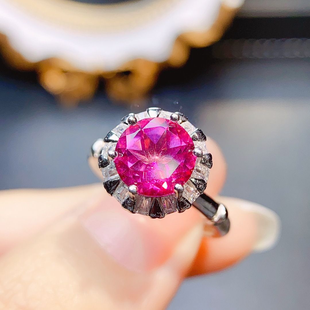 Factory wholesale explosions natural powder Topaz ring S925 silver inlaid main stone 8*8 selling Europe and the United States a piece