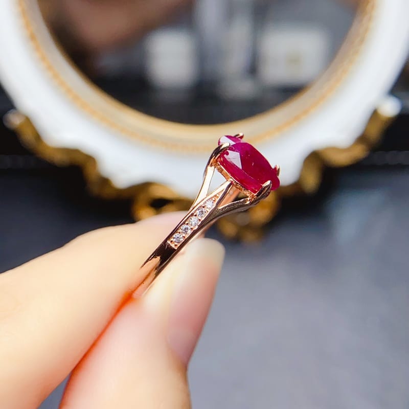 Factory wholesale explosions natural ruby ring S925 silver inlaid with the main stone 7*9 selling Europe and the United States a generation of hair