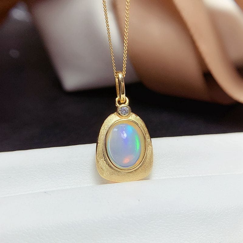 Fashion natural opal pendant 7*9mm ladies pendant simple fashion Opal bare stone 925 silver live wholesale