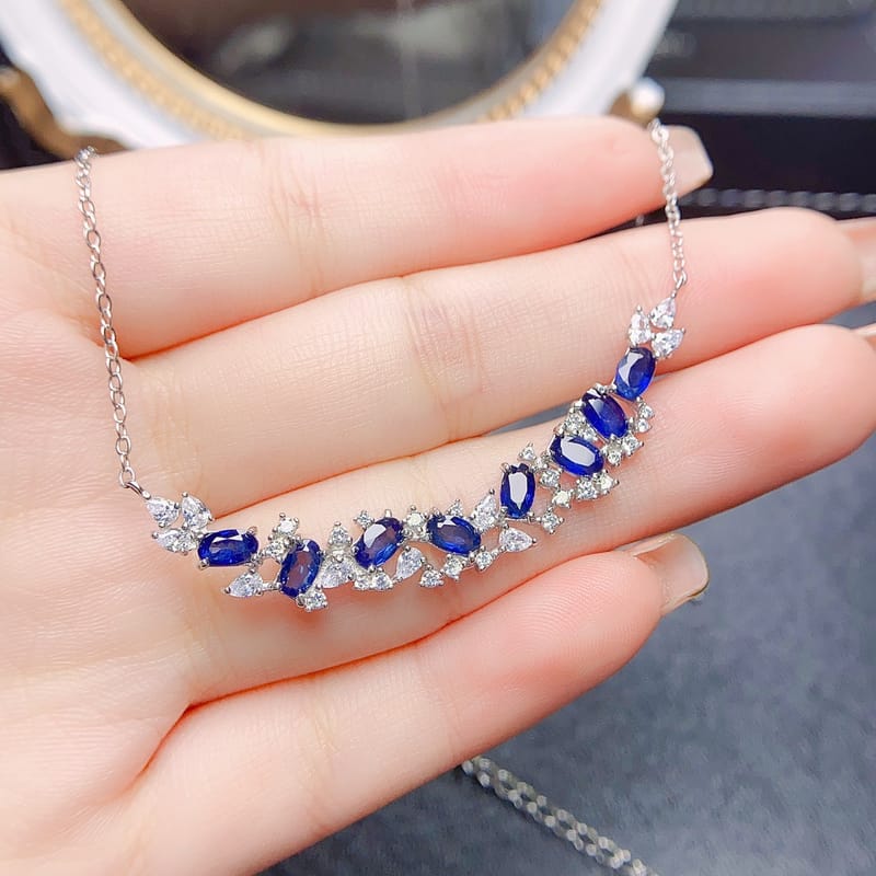 Factory wholesale explosions natural sapphire necklace S925 silver inlaid main stone 3*5 selling Europe and the United States a generation of hair
