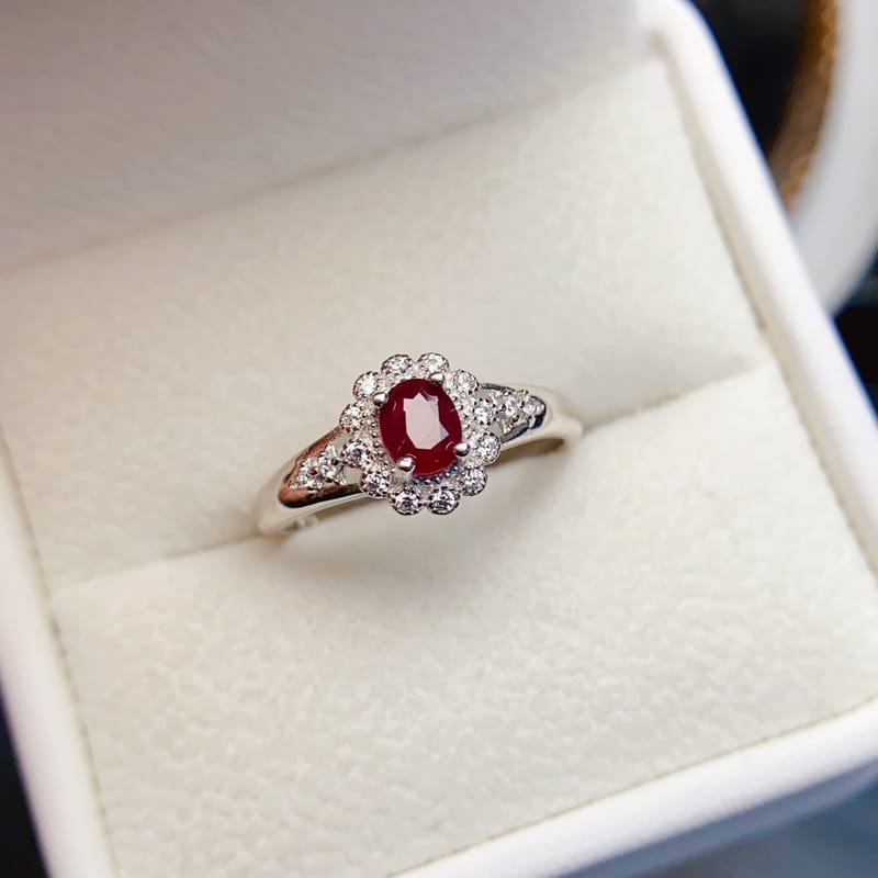 Factory Wholesale Popular Natural Ruby Ring S925 Silver Inlaid Main Stone 4*5 Hot Selling European and American Dropshipping