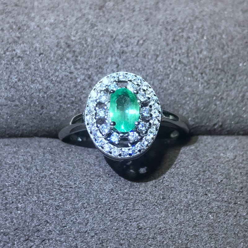0.5 karat natural emerald ring wholesale New 925 silver color number high clarity physical photo