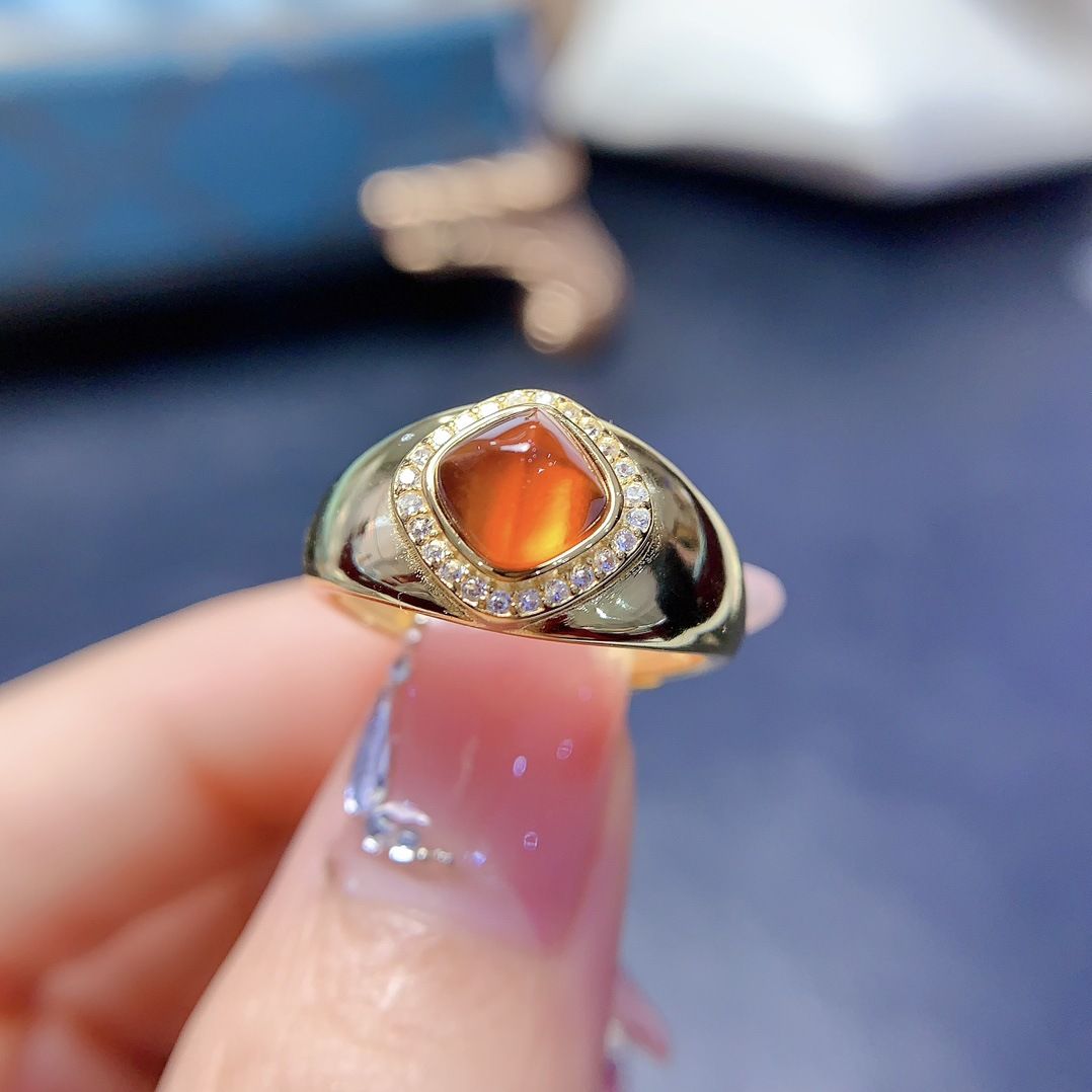 Factory wholesale explosions natural Fanta garnet ring S925 silver inlaid main stone 6*6 hot European and American generation