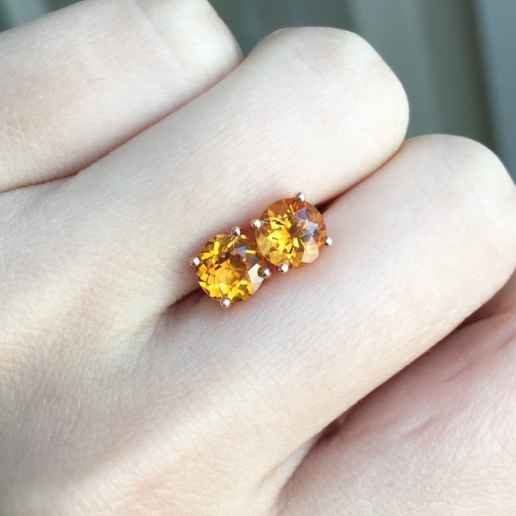 Natural Brazilian Yellow Crystal Small Ear Stud Nearring Small Look Small Fashion Simple 925 Silver Ear Stud