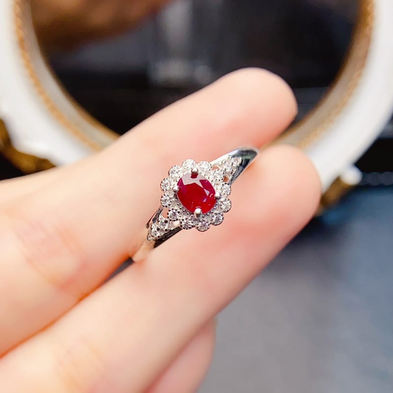 Factory Wholesale Popular Natural Ruby Ring S925 Silver Inlaid Main Stone 4*5 Hot Selling European and American Dropshipping