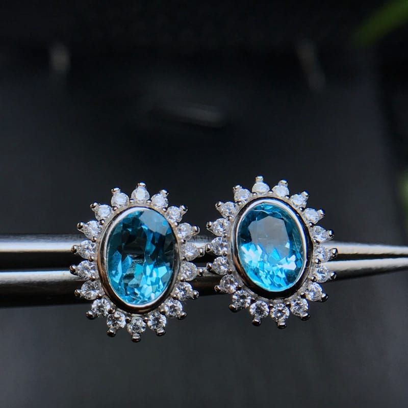 Real photo bag inlaid with natural Swiss blue topaz earrings 