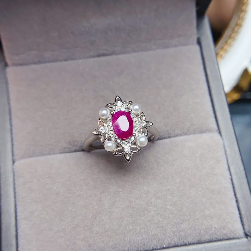 Factory wholesale explosions natural ruby ring S925 silver inlaid with the main stone 5*7 selling Europe and the United States a generation of hair