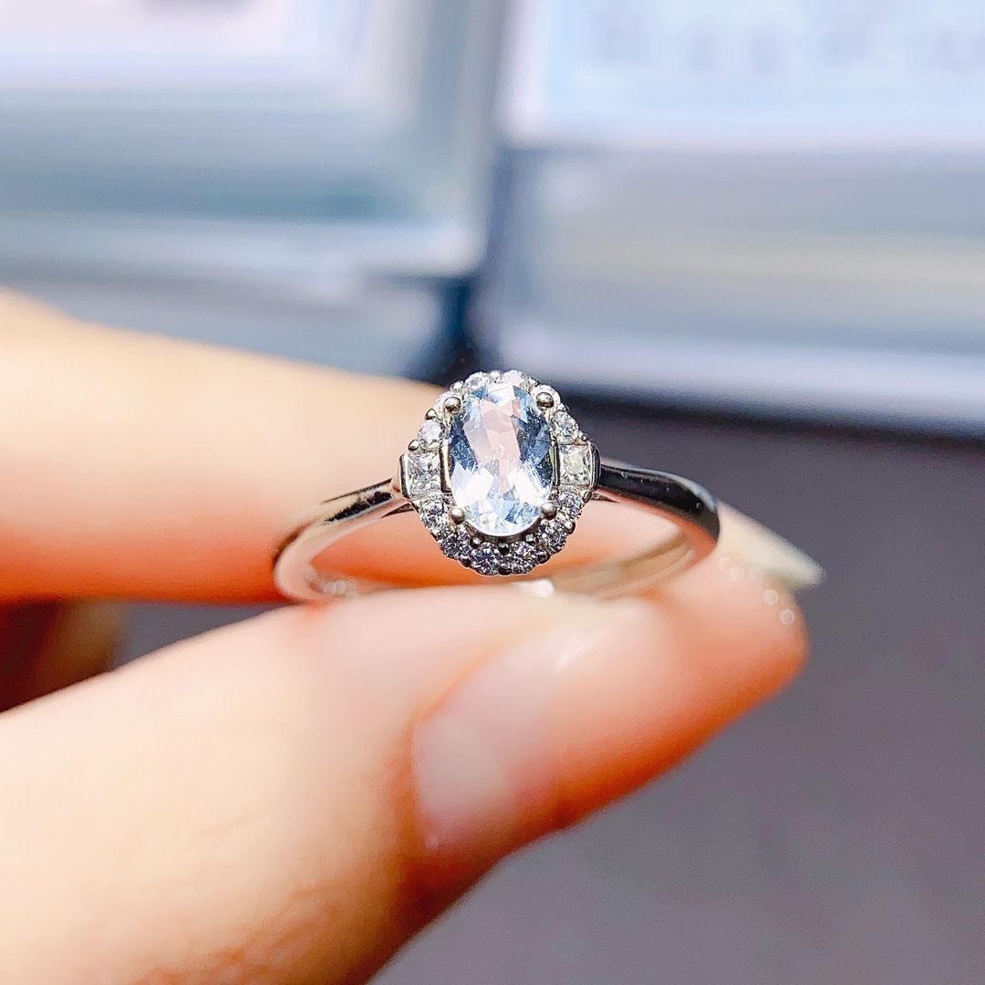 Factory wholesale explosions natural aquamarine ring S925 silver inlaid main stone 4*6 selling Europe and the United States a generation of hair