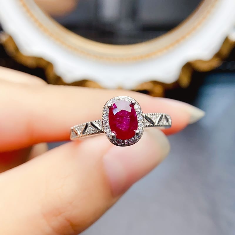Factory Wholesale Popular Natural Ruby Ring S925 Silver Inlaid Main Stone 5*7 Hot Selling European and American Dropshipping