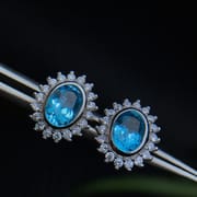 Real photo bag inlaid with natural Swiss blue topaz earrings factory wholesale color treasure