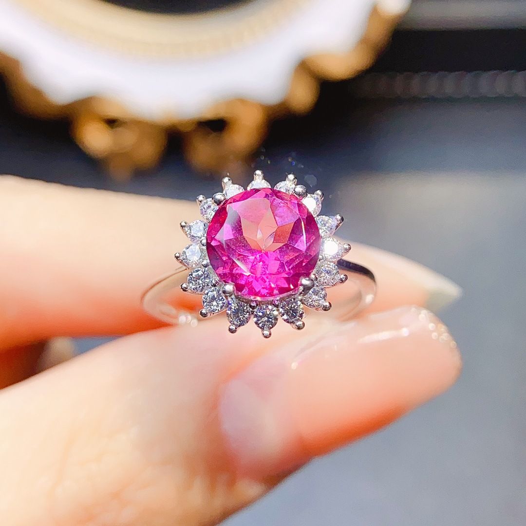 Factory wholesale explosions natural powder Topaz ring S925 silver inlaid main stone 8*8 selling Europe and the United States a piece