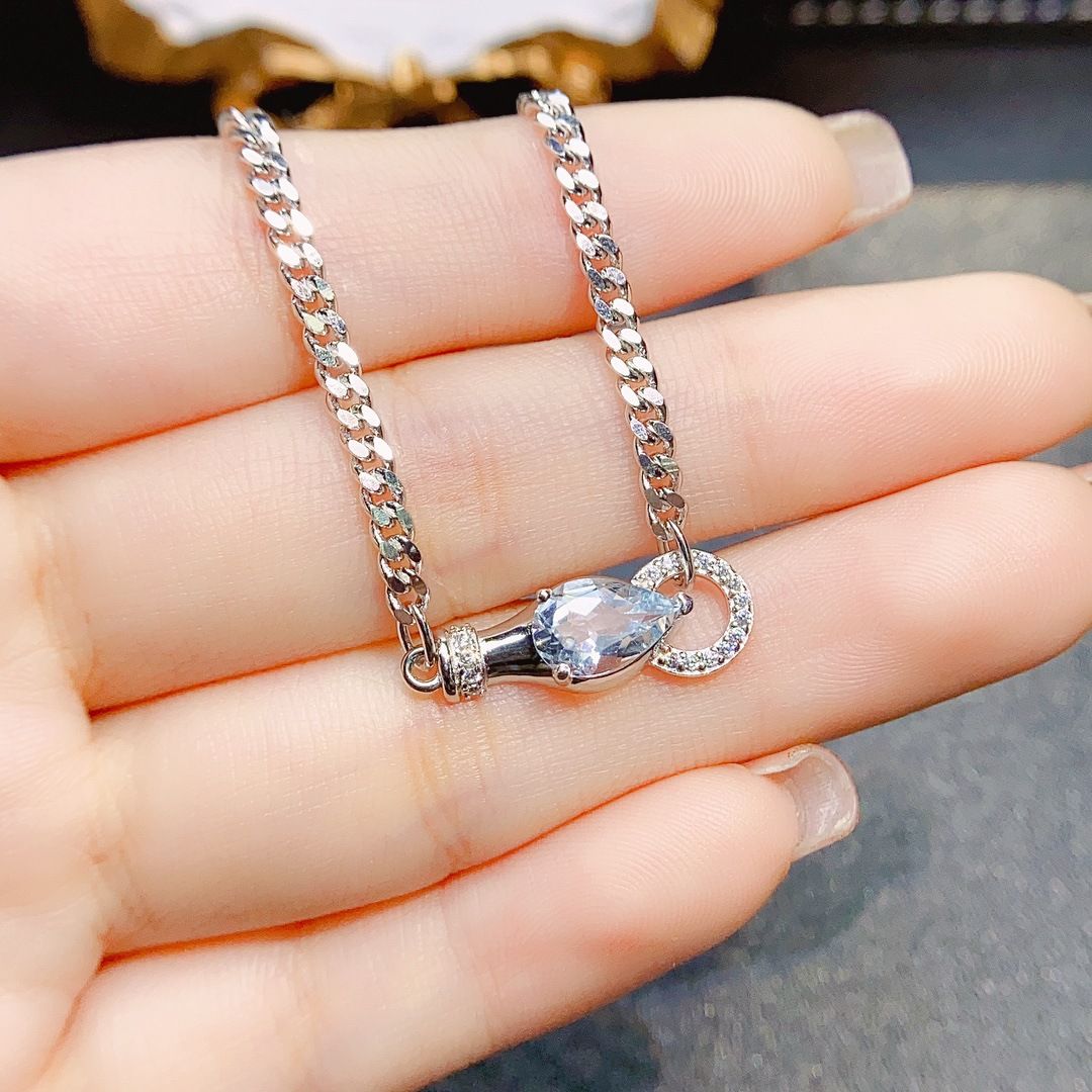 Factory wholesale explosions natural aquamarine bracelet S925 silver inlaid main stone 6*8 hot Europe and the United States a generation of hair