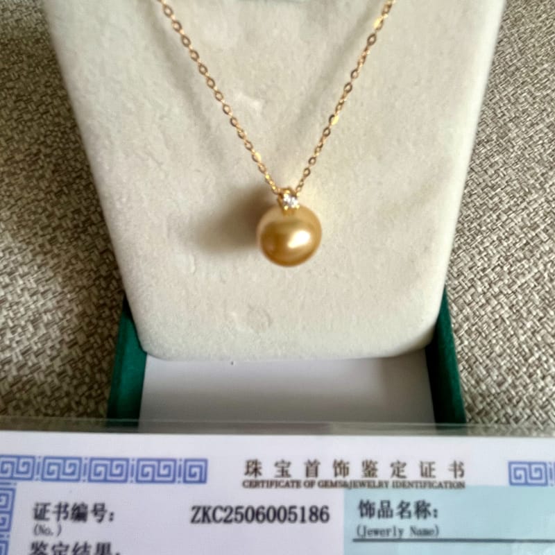 pearls, sea peals, necklace, jewels