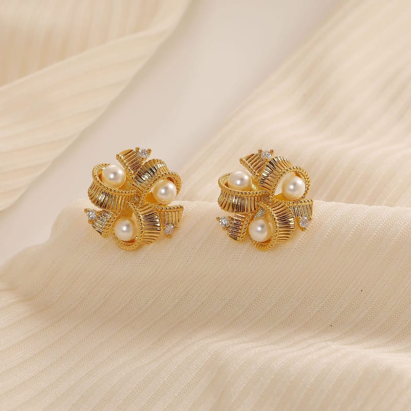 Twisted Flower Artificial Pearl Stud Earrings