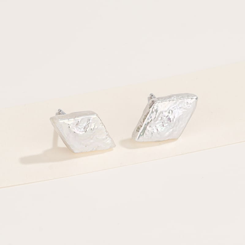 Platinum-diamond style