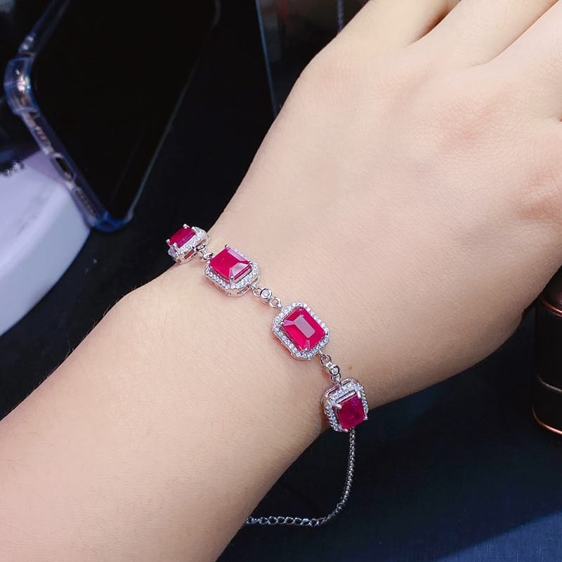Discovering Unique Natural Ruby Rings at a Trusted Ruby Jewelry Store