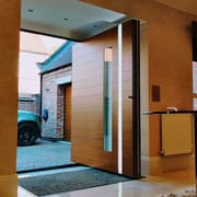 Factory Direct American Simple Solid Wood Veneer Large Panel Pivot Door Villa Courtyard Solid Wood Pivot Door Custom Design