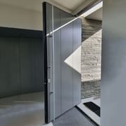 Factory Custom Designed Oversized Pivot Doors Modern Lateral Plank Design for the Front Pivot Wooden Doors of the House