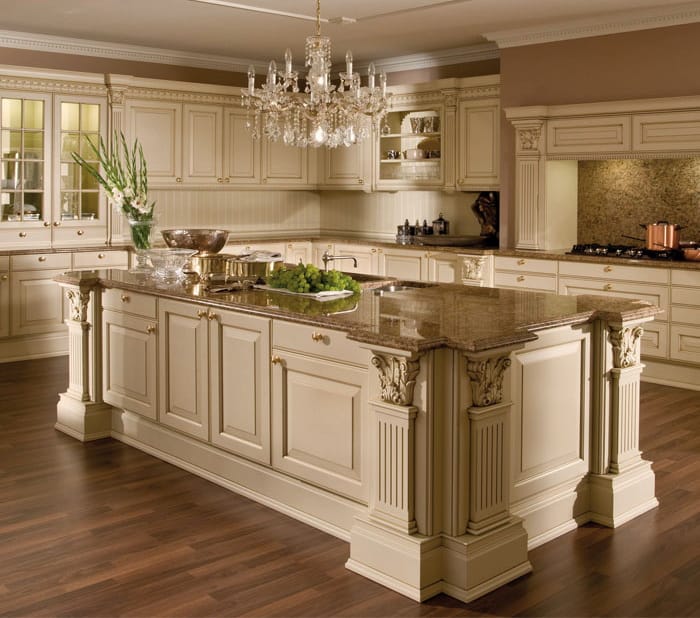 White Luxury Classic Style Solid Wood Wooden Kitchen Cabinets Set Ready to Assemble with Cupboard
