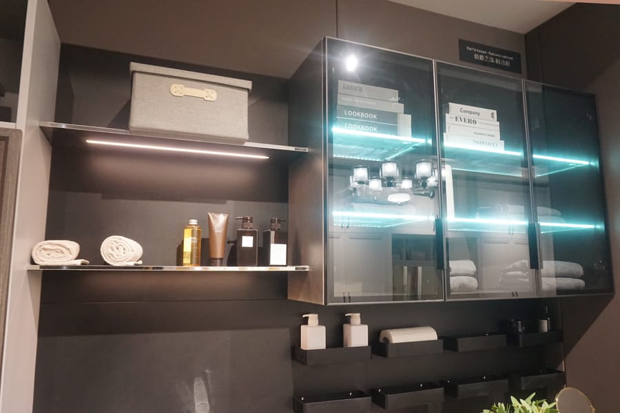 New European Style Design Small Rectangular Cabinet Bathroom Vanities