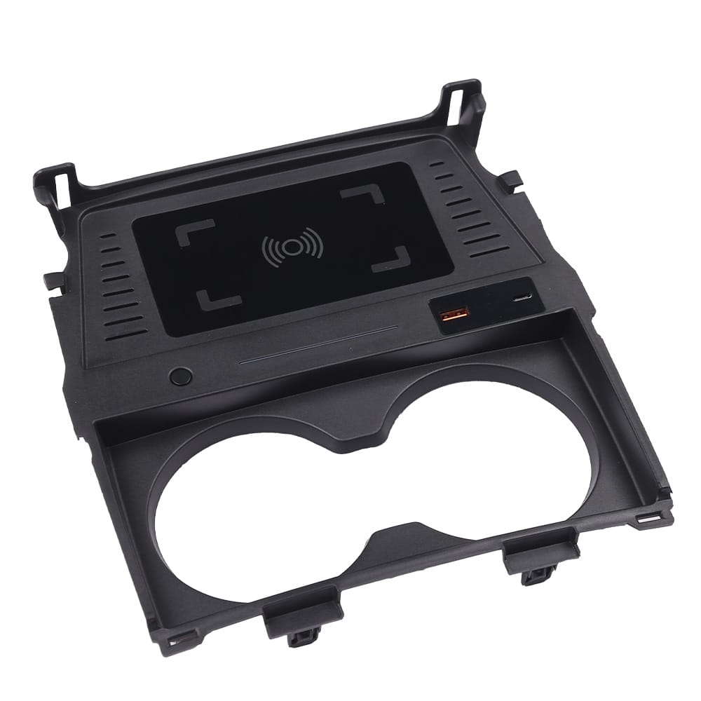 Mazda3 Axela Exclusive Wireless Charger: Infusing Wireless Elegance into the "KODO" Cabin