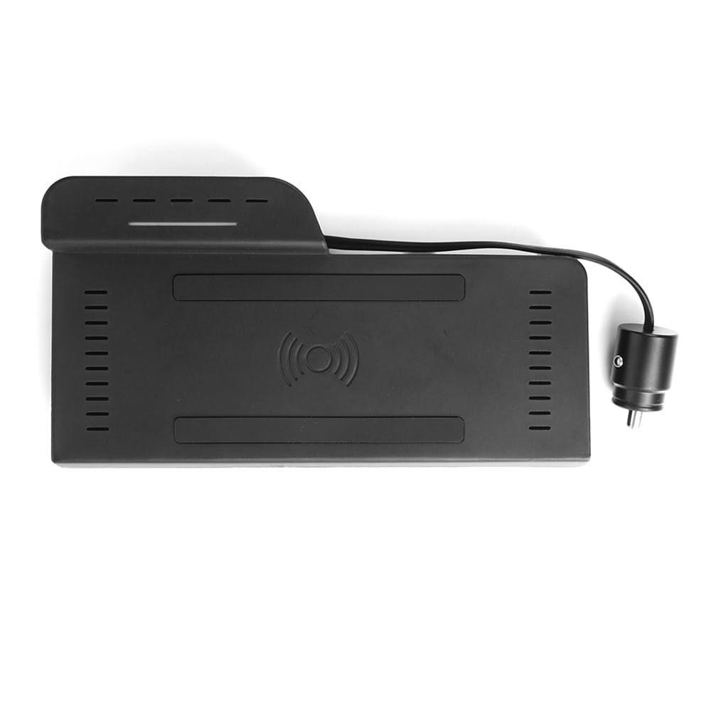 Hands-free, full power: Jeep Grand Commander's exclusive in-vehicle wireless fast charging redefines the clean cabin.