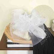 Cross-border Amazon vintage noble white mesh cover top hat with feather elegant bridal hair accessories in stock wholesale