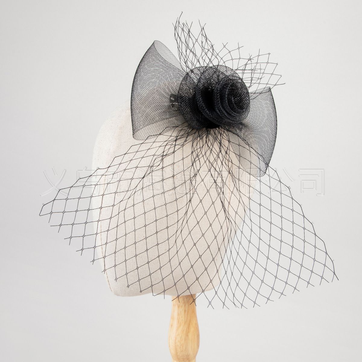 Factory direct fashion European and American style black bow mesh headdress studio bride headdress hat in stock wholesale