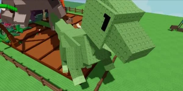 1 item; Huge Raptor | 70 kg + Random age