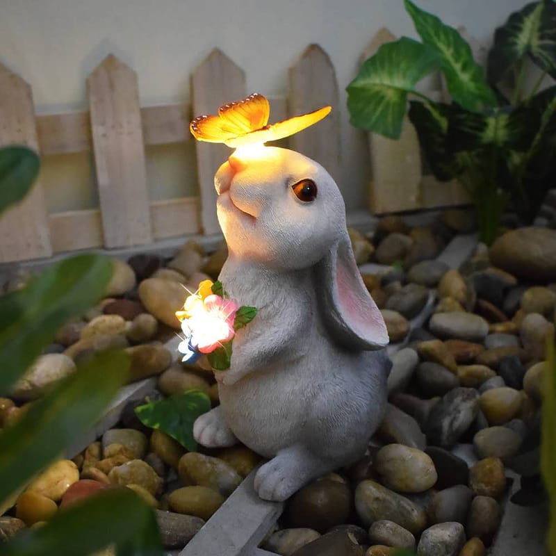 Outdoor animal-shaped lamp