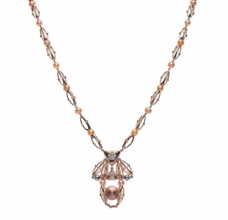 Rose gold diamond missile spaceship pearl necklace